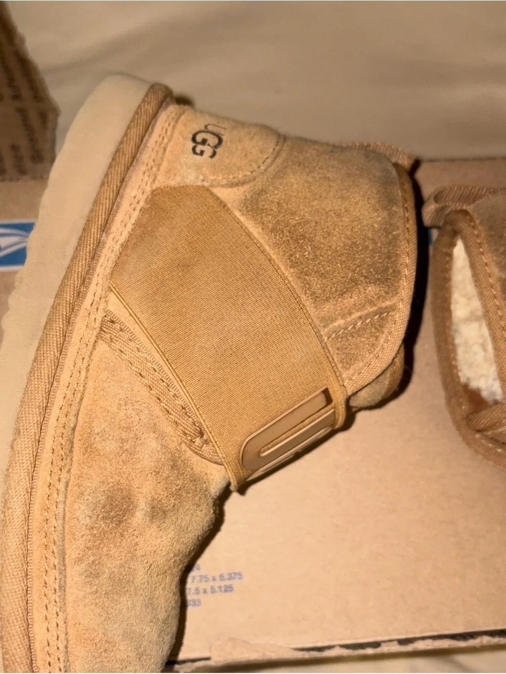 UGG Neumel II Graphic Chestnut Suede Boots Big Kids Size 1 1110703K Used, Fair